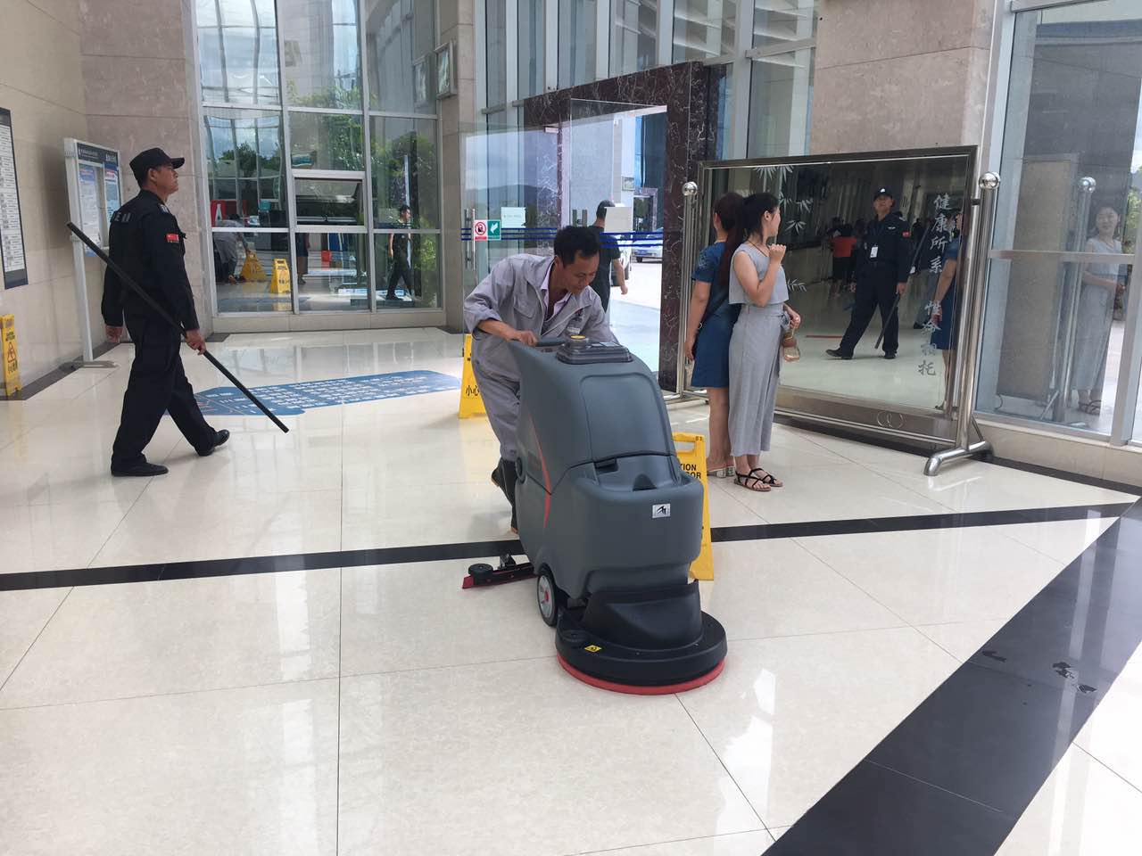 莒縣洗地機(jī)